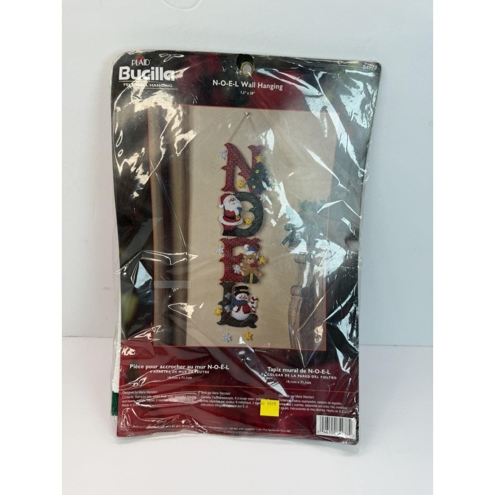 Plaid Bucilla "Noel"‎ Felt Wall Hanging Craft Kit Christmas Holiday 84978